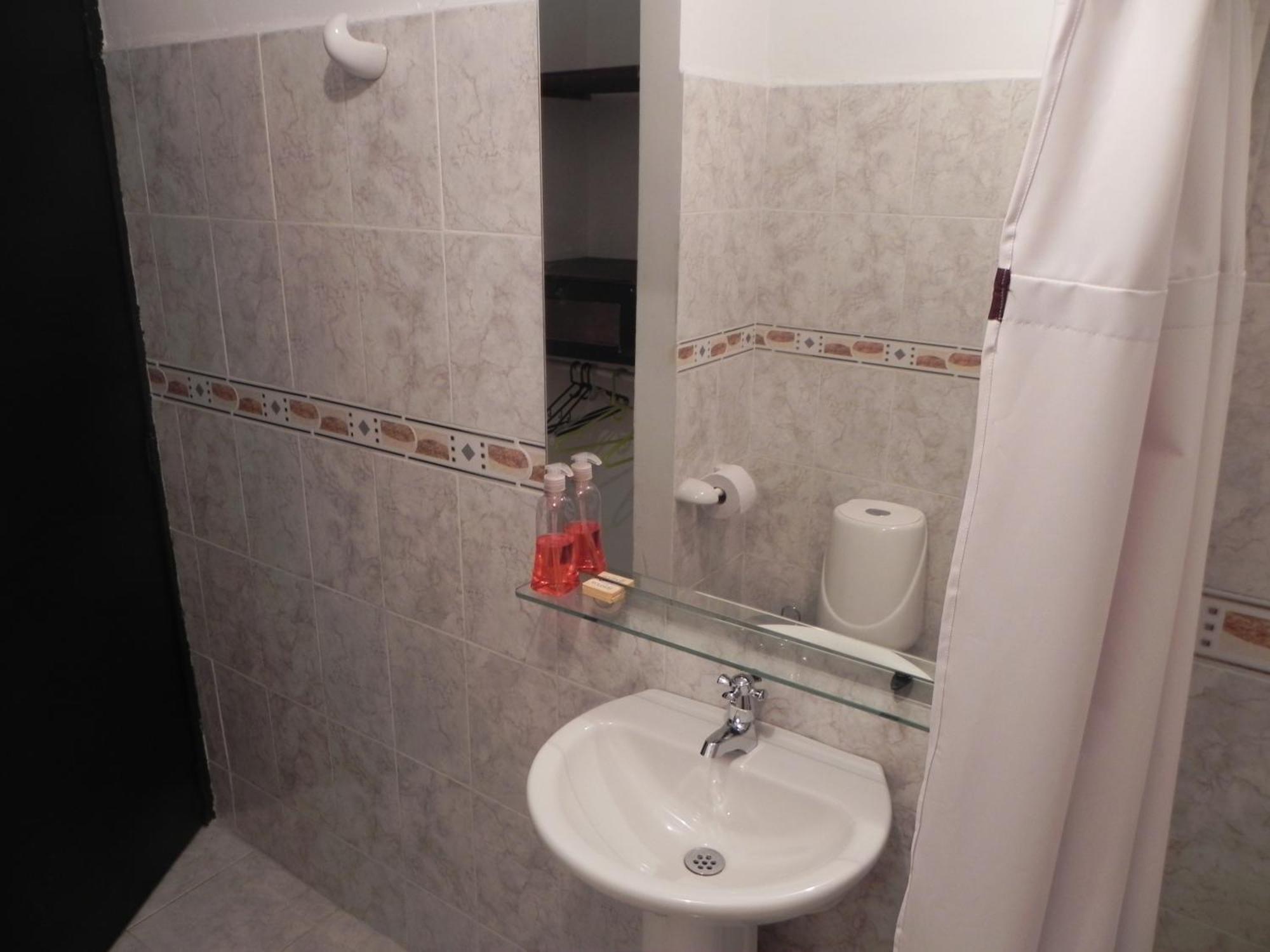 Hostal Tamarindo Inn Medellín Esterno foto